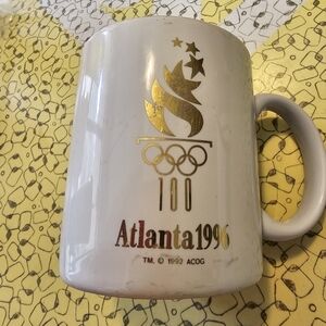 Dakine White Ceramic Mug